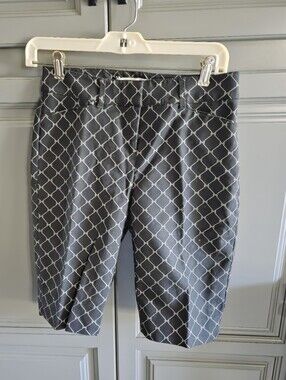 White House Black Market Shorts Size 00